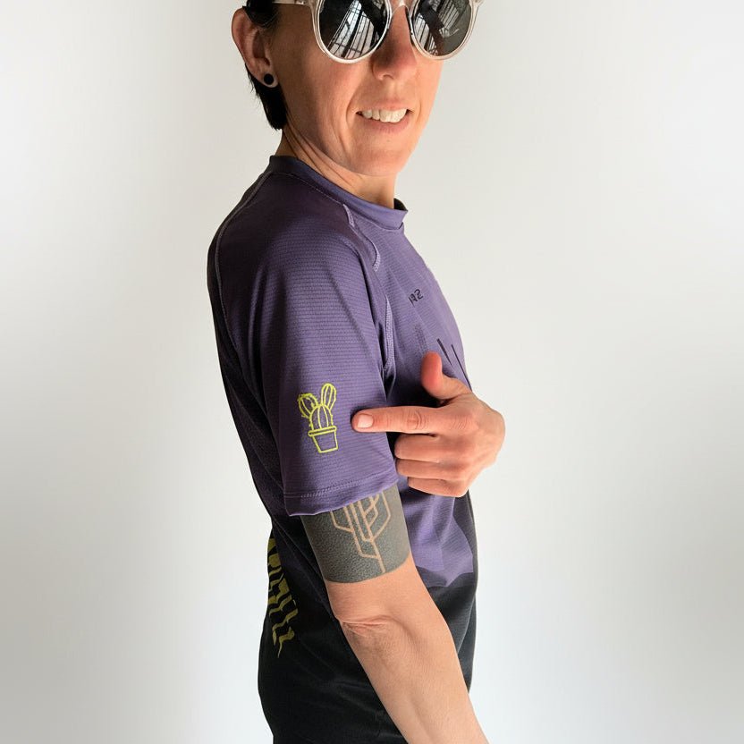 Maillot Gravel & Running - Tenue Technique Polyvalente Vélo & Trail | Pista - boutique.pista.cc