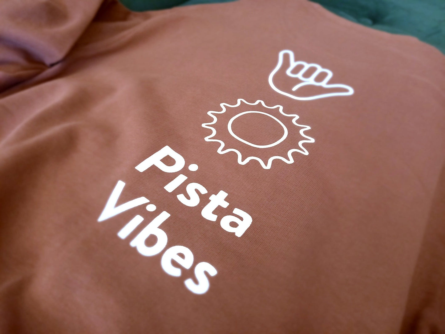 Sweat Pista Vibes - Sweatshirt Lifestyle Inspiré par la Culture Vélo & Café | Pista - boutique.pista.cc